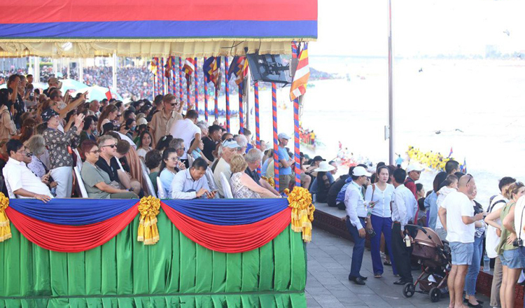 Cambodia’s Water Festival: A Maritime Spectacle for Tourists